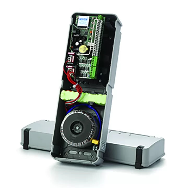 Armoire 24v 2 moteurs avec batteries Réf : CC242EXTOPCB